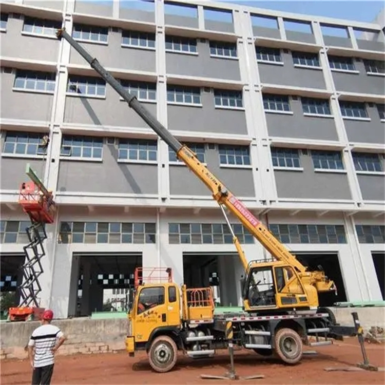 红原高楼层玻璃吊装