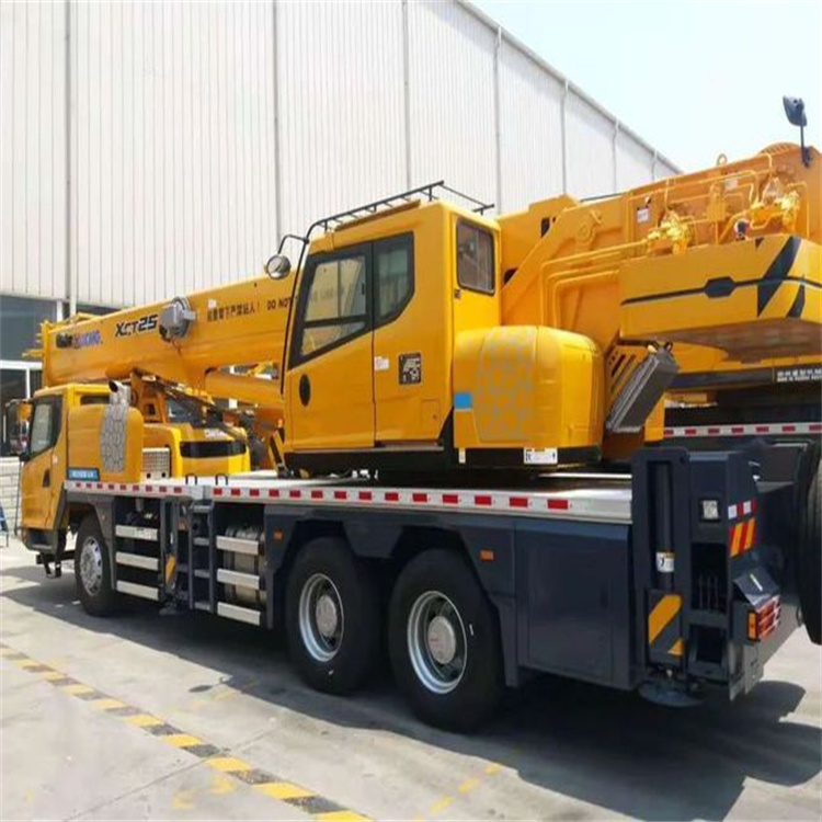 红原离这最近出租吊车电话