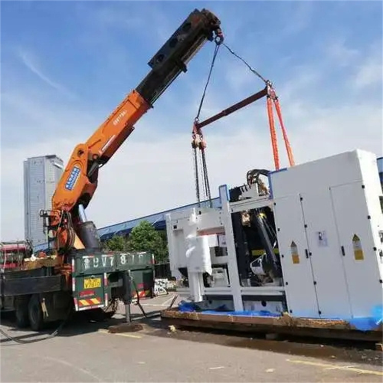 红原附近小吊车联系方式|8-16吨|本地及时服务